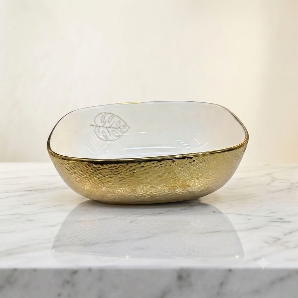 Luxury Gold & White Ceramic Serving Bowl – Elegant Monstera Leaf Design