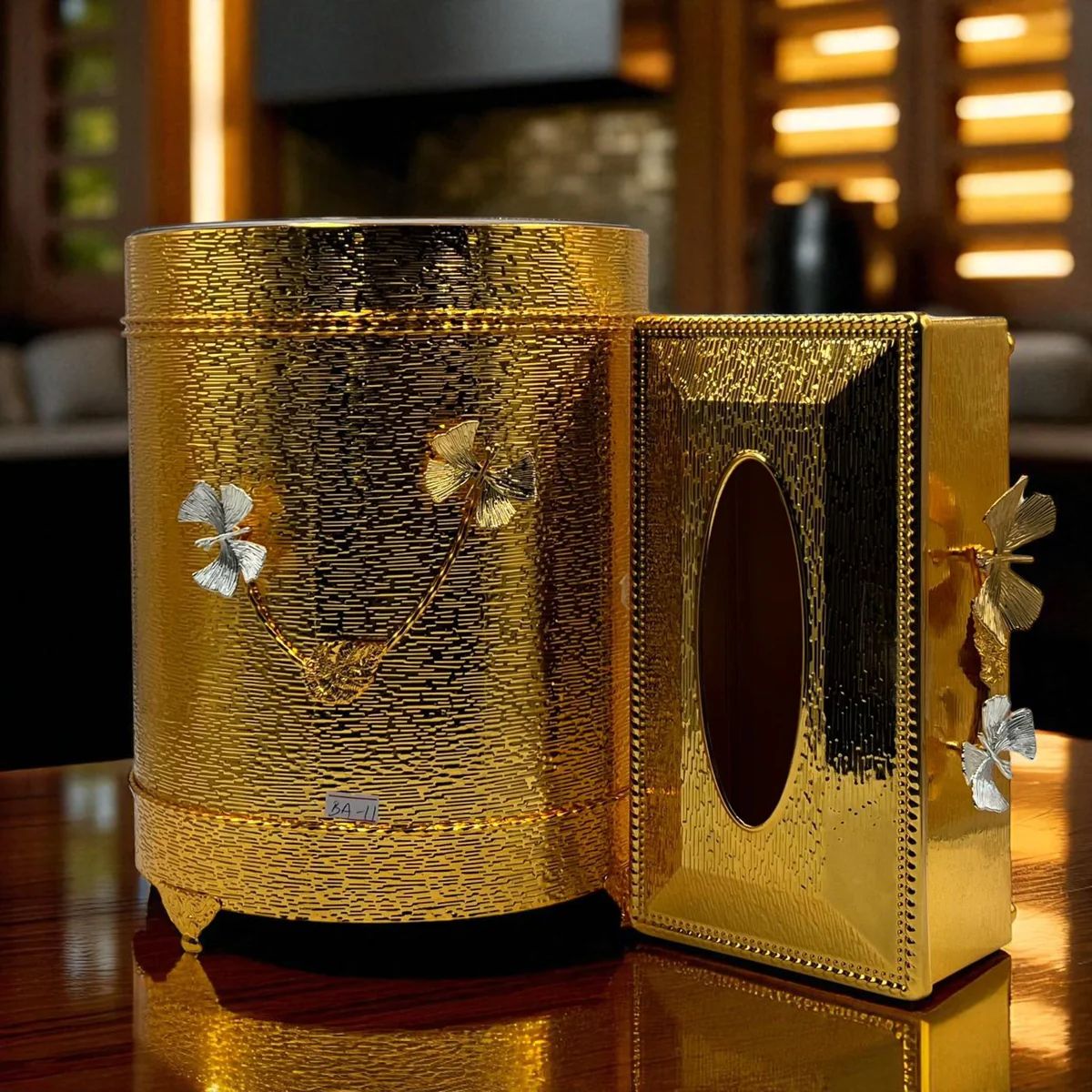 Elegant Dustin & Tissue Box Set