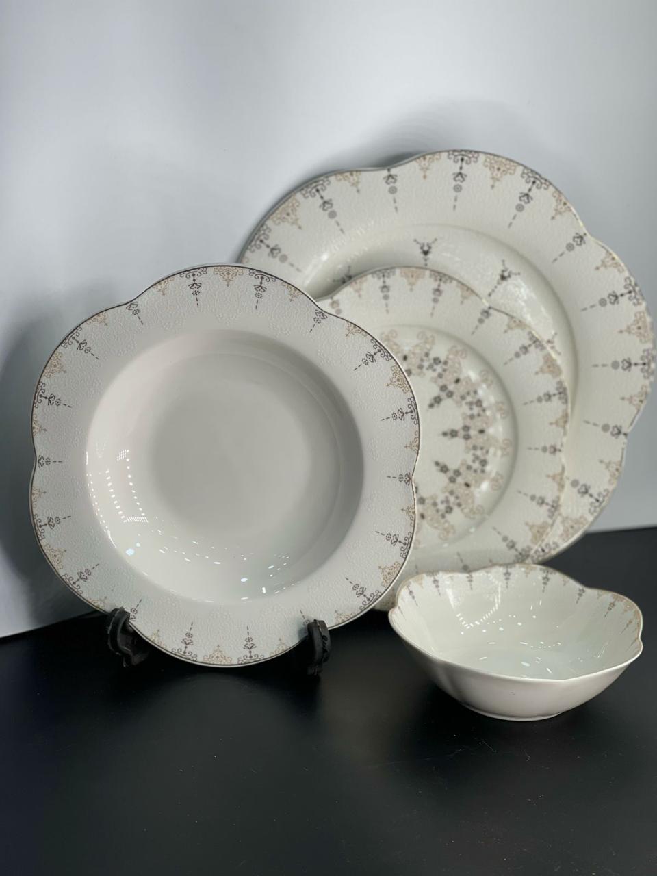 Japanese Plate Set