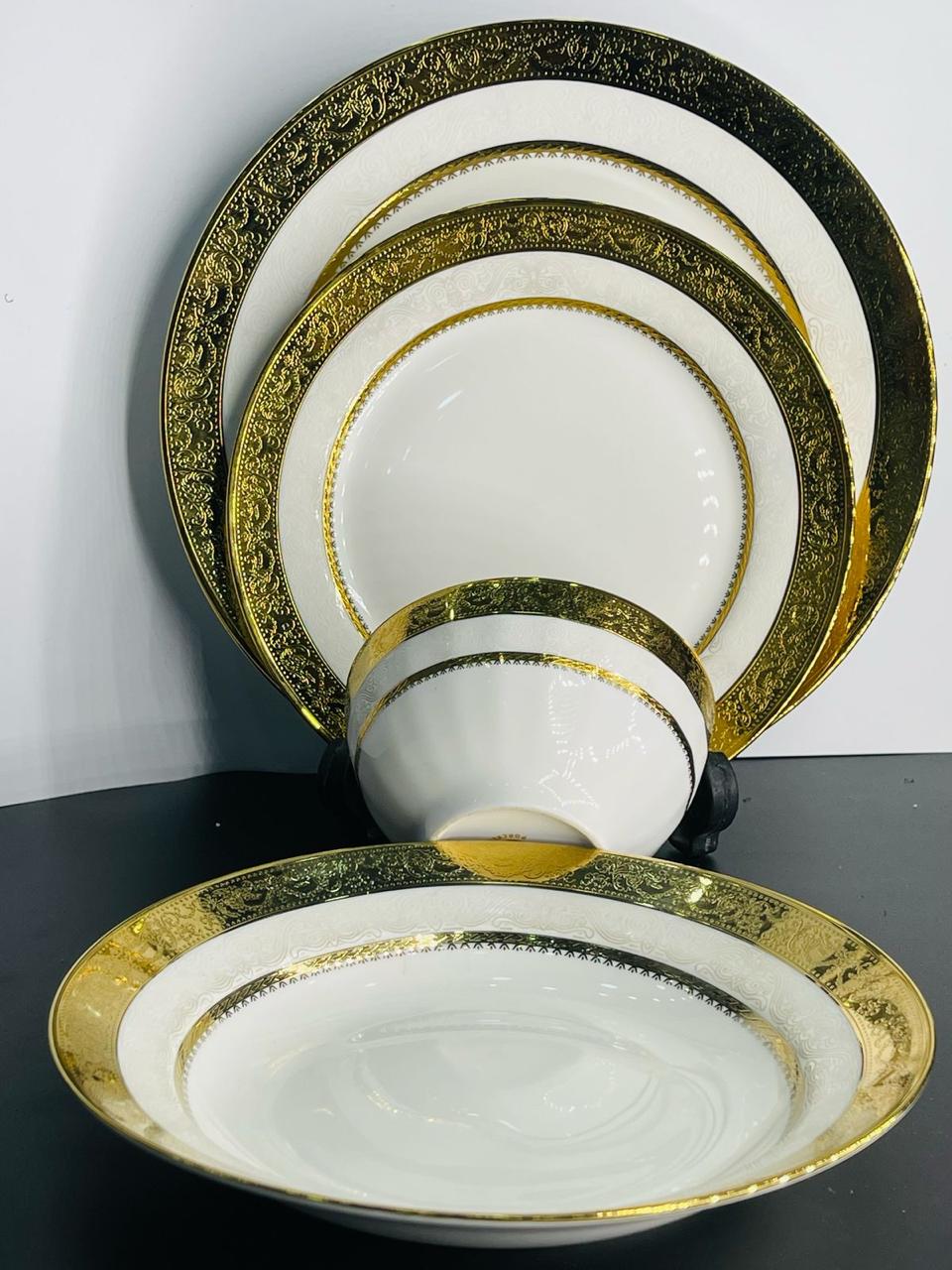 Japanese Plate Set