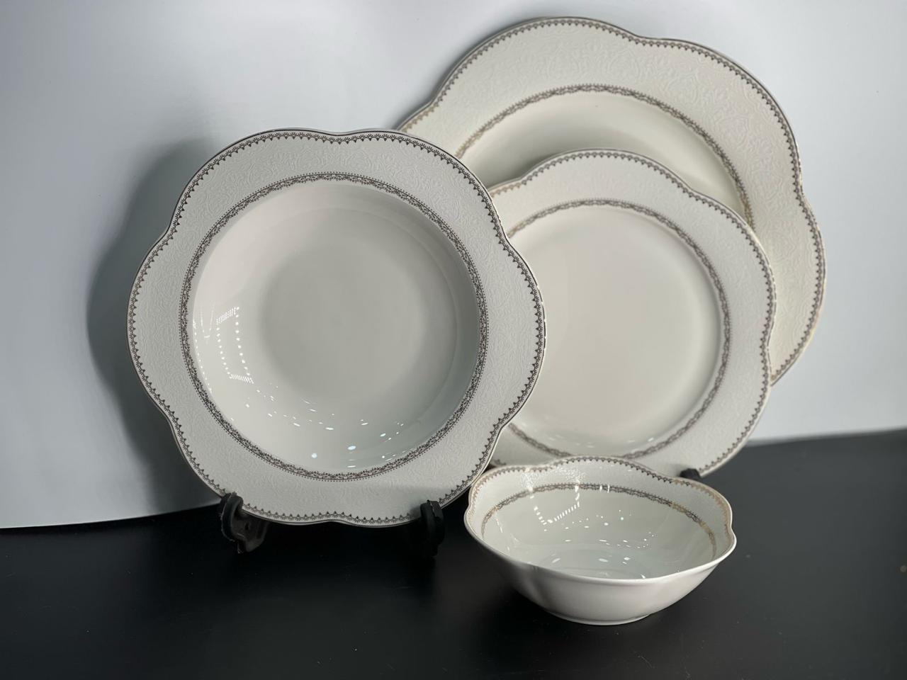 Japanese Plate Set