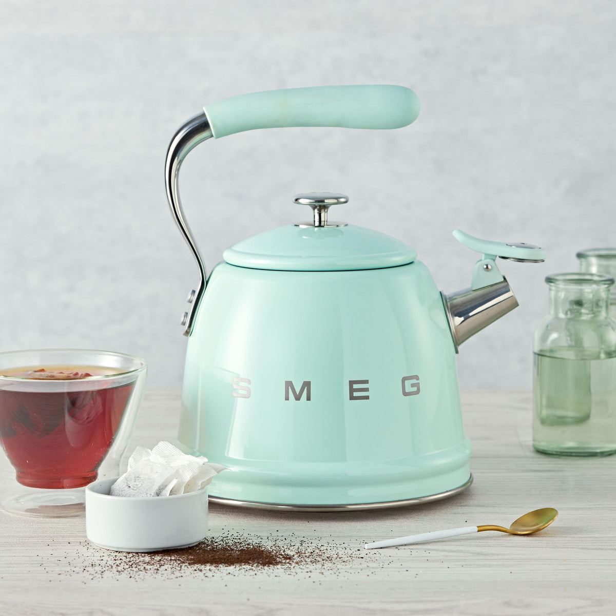Smeg Stovetop whistling Kettle