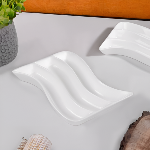 Division serving snack plate