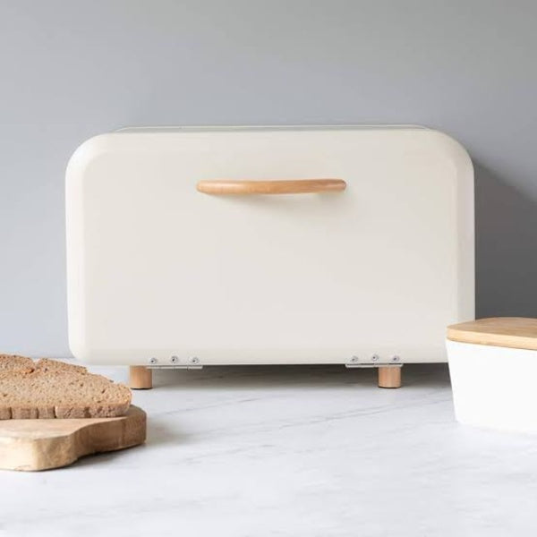 Woodeneg bread bin